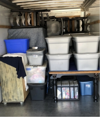 Organized moving truck